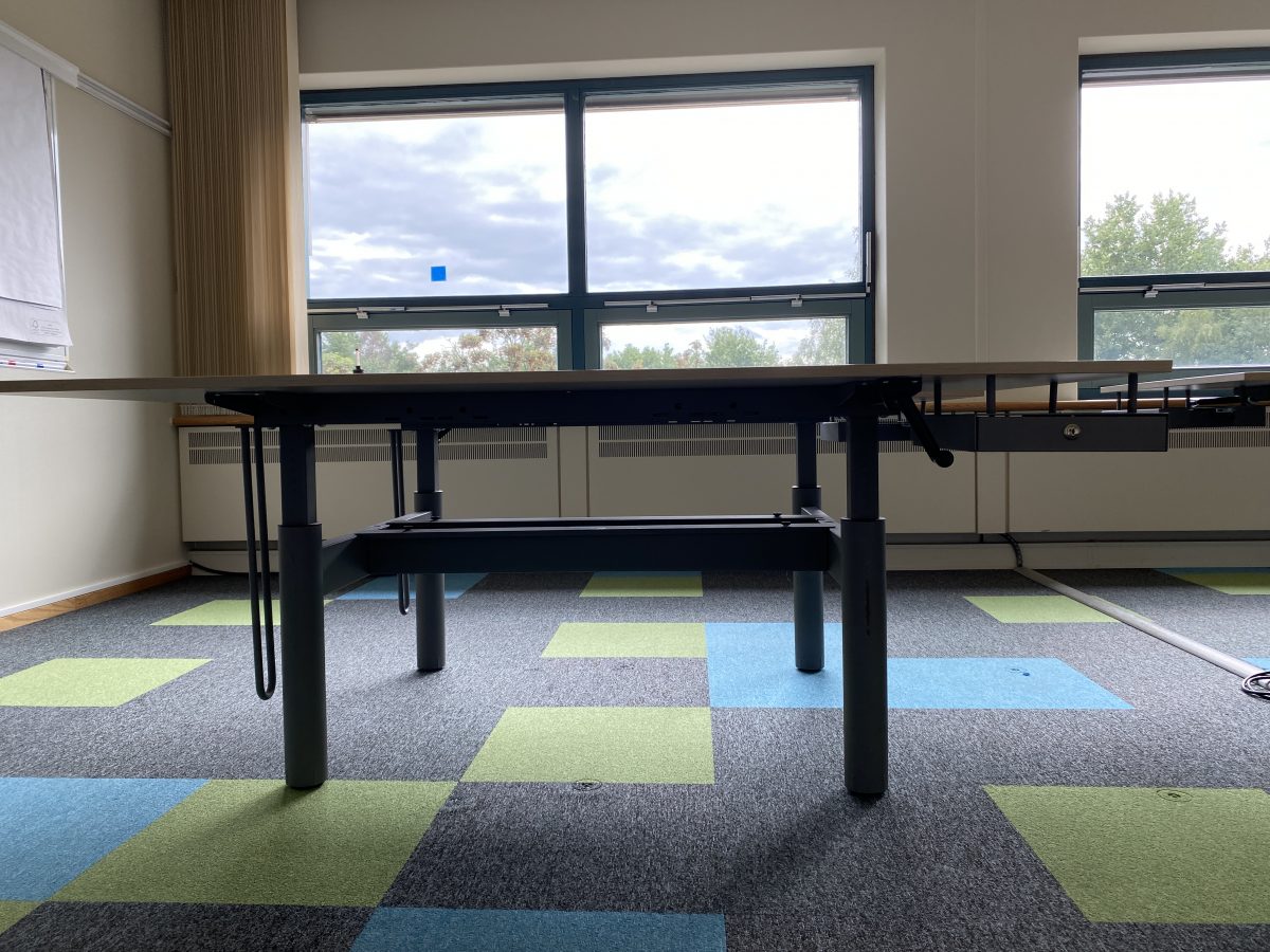 GispenTM Adjustable duo-desk with crank - 180x80xH60-83 cm, ST4335 - Image 2