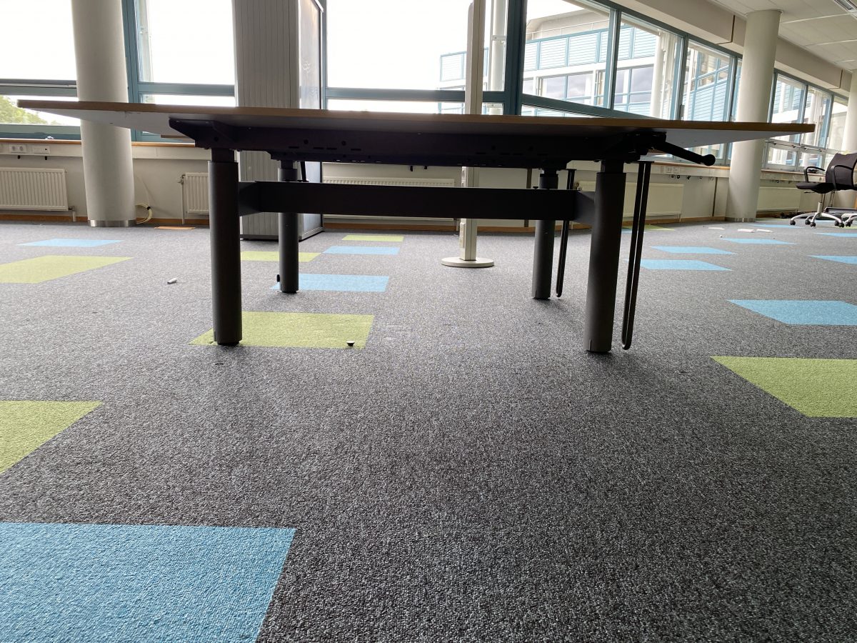 GispenTM Adjustable duo-desk with crank - 170x80xH62-86 cm, ST4364 - Image 2