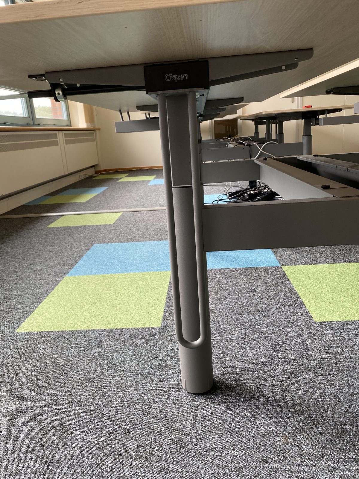 GispenTM Adjustable duo-desk with crank - 180x80xH60-83 cm, ST4335 - Image 8