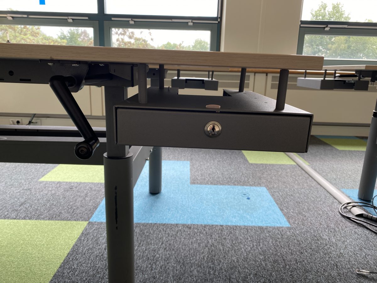 GispenTM Adjustable duo-desk with crank - 180x80xH60-83 cm, ST4335 - Image 10