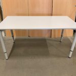 Rohde - Adjustable desk with screw - 160x80xH62-84 cm, ST7170