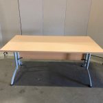 Adjustable desk with screw - 160x80xH62-84 cm, ST0406