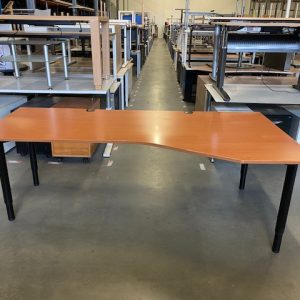 Adjustable desk with screw - 220x110/80xH62-82 cm, ST0521