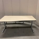 Adjustable desk with screw – 180x90/80xH62-82 cm, ST0965