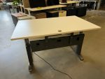 Vepa – Electric adjustable desk (sit-sit) with memory and cable management – 140x80xH61-82 cm, ST01285 - Image 7