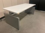 Adjustable desk with screw and power socket – 180x80xH62-82 cm, ST01518 - Image 5