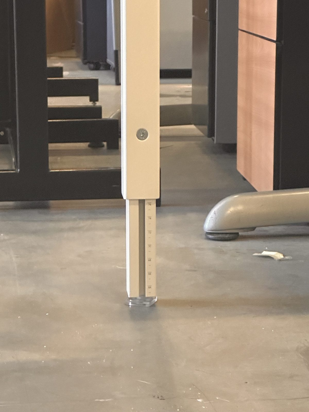 Markant - Adjustable desk with screw and power socket – 180x80xH62-82 cm, ST02489 - Image 7