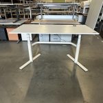 Gispen TM - Electric sit-stand desk with cable management 160x80xH64-130 cm, ST02683