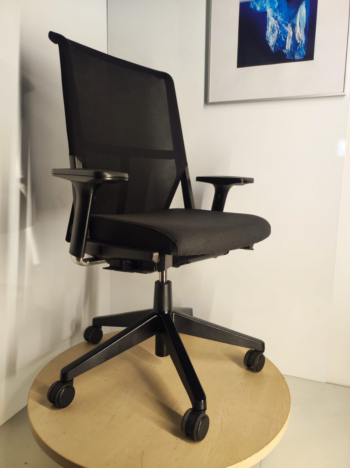 Haworth D5975 – Ergonomic chair with NEW FABRIC, ST02595 - Image 2