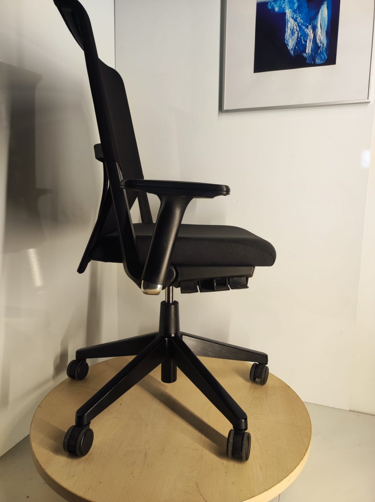 Haworth D5975 – Ergonomic chair with NEW FABRIC, ST02595 - Image 7