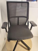 Haworth D5975 – Ergonomic chair with NEW FABRIC, ST02595 - Image 4