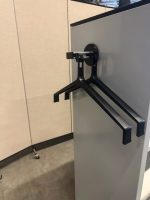 Magnetic coat rack with 2 hangers, ST02773