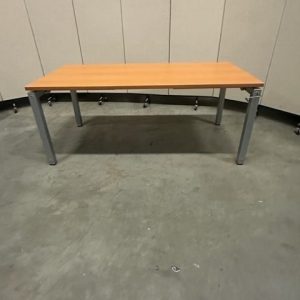 Adjustable desk with crank and cable management – 160x80xH64-84 cm, ST02830