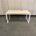 Adjustable desk with screw and cable management – 160x80xH62-84 cm, ST02906