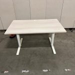 Gispen - Electric sit-sit desk with cable management – 135x80xH62-86 cm, ST03207