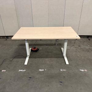 Gispen - Electric sit-sit desk with cable management – 140x80xH62-84 cm, ST03199