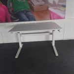 Palmberg – Adjustable desk with crank and cable management – 120x80xH64-84 cm, ST03299 - Image 2