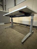 Scharf – Adjustable desk refurbished with screw and cable management ( the top is NEW ) – 140x80xH64-84 cm, ST03225 - Image 6