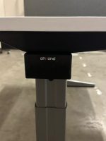 Ahrend – Adjustable desk with crank and cable management – 140x80xH64-84 cm, ST03226 - Image 10