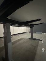 Ahrend – Adjustable desk with crank and cable management – 140x80xH64-84 cm, ST03226 - Image 8