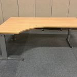 Adjustable corner desk left with crank – 180x80/120xH64-84 cm, ST03256