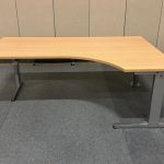 Adjustable corner desk right with crank – 180x80/120xH64-84 cm, ST03255