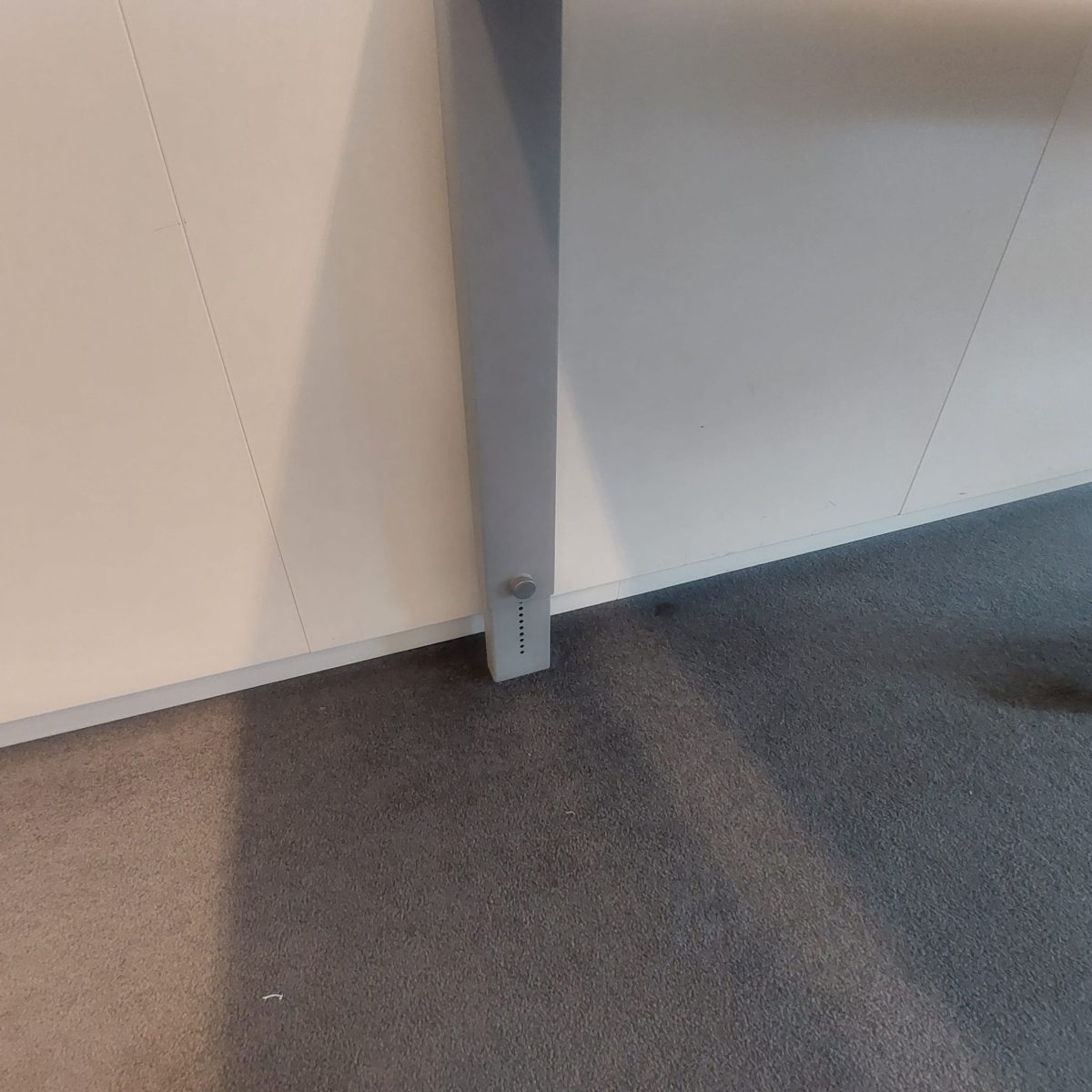 Ahrend - Adjustable conference table with screw, cable management and power socket – 240x120xH62-84 cm, ST03314 - Image 15