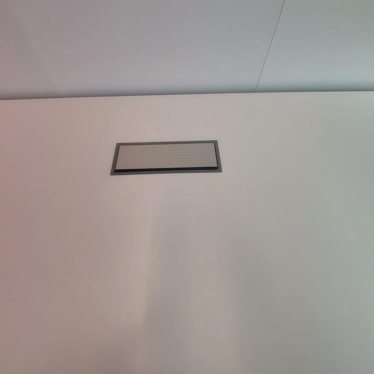 Ahrend - Adjustable conference table with screw, cable management and power socket – 240x120xH62-84 cm, ST03314 - Image 8