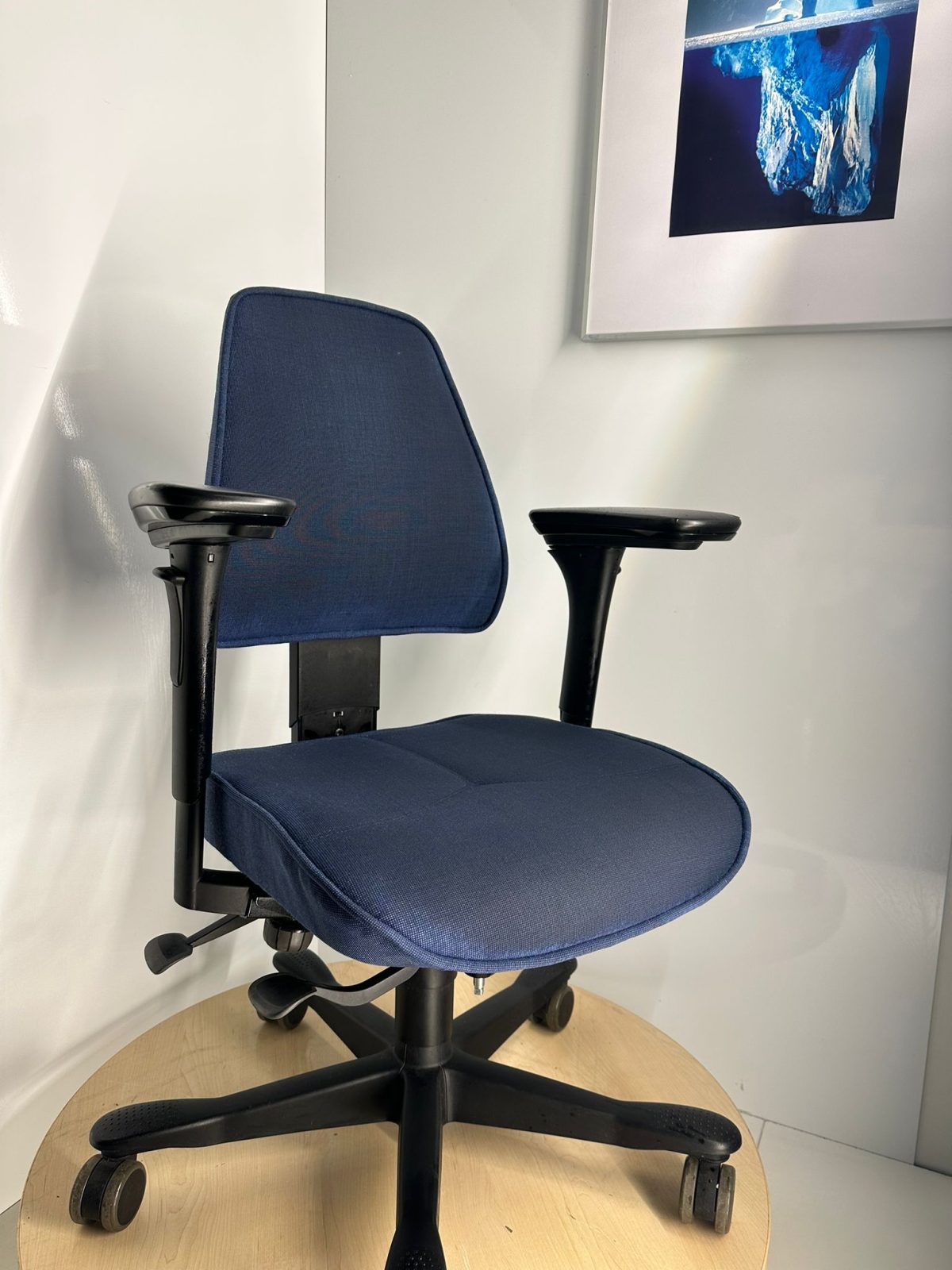 Kinnarps - Ergonomic chair, ST03575 - Image 3
