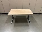 Aspa - Adjustable desk refurbished with crank and cable management ( the top is NEW ) - 160x80xH62-84 cm, ST03627