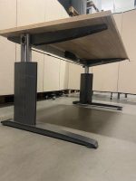 Vepa – Adjustable desk refurbished with crank and cable management ( the top is NEW ) – 140x80xH64-84 cm, ST03903 - Image 9