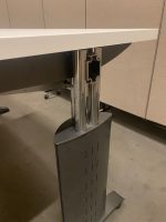 Vepa – Adjustable desk refurbished with crank and cable management ( the top is NEW ) – 140x80xH64-84 cm, ST03904 - Image 10