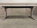 Adjustable desk refurbished with crank and cable management ( the top is NEW ) – 1800x80xH62-86 cm, ST04062 - Image 7