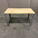 Ahrend - Adjustable desk refurbished with crank and cable management ( the top is NEW ) – 122x60xH62-86 cm, ST04056