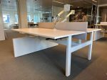 Ahrend - Adjustable duo-desk with crank, cable management, socket, monitor arm and divider - 160x80xH62-84 cm, ST04073 - Image 7
