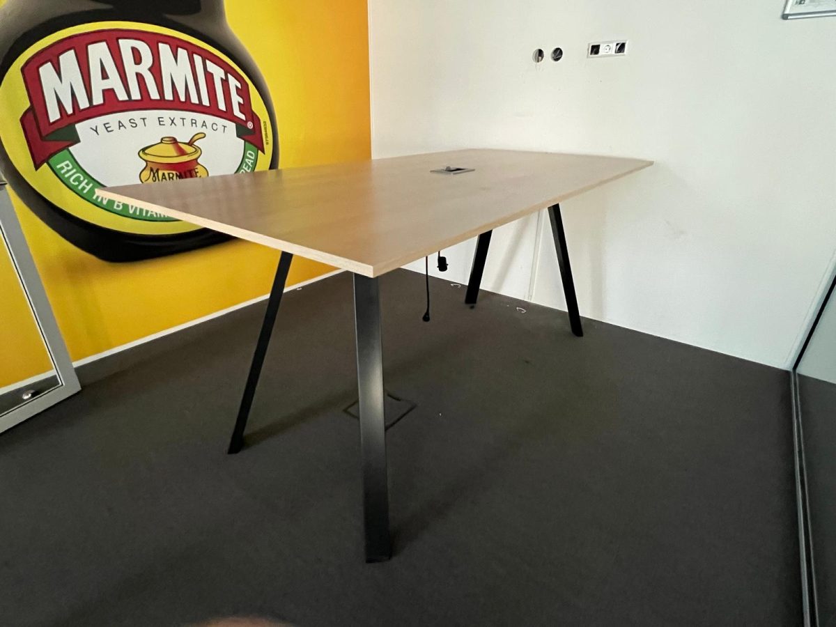 Ahrend - bar table / conference table with socket- 240x120xH111 cm, ST04075 - Image 5