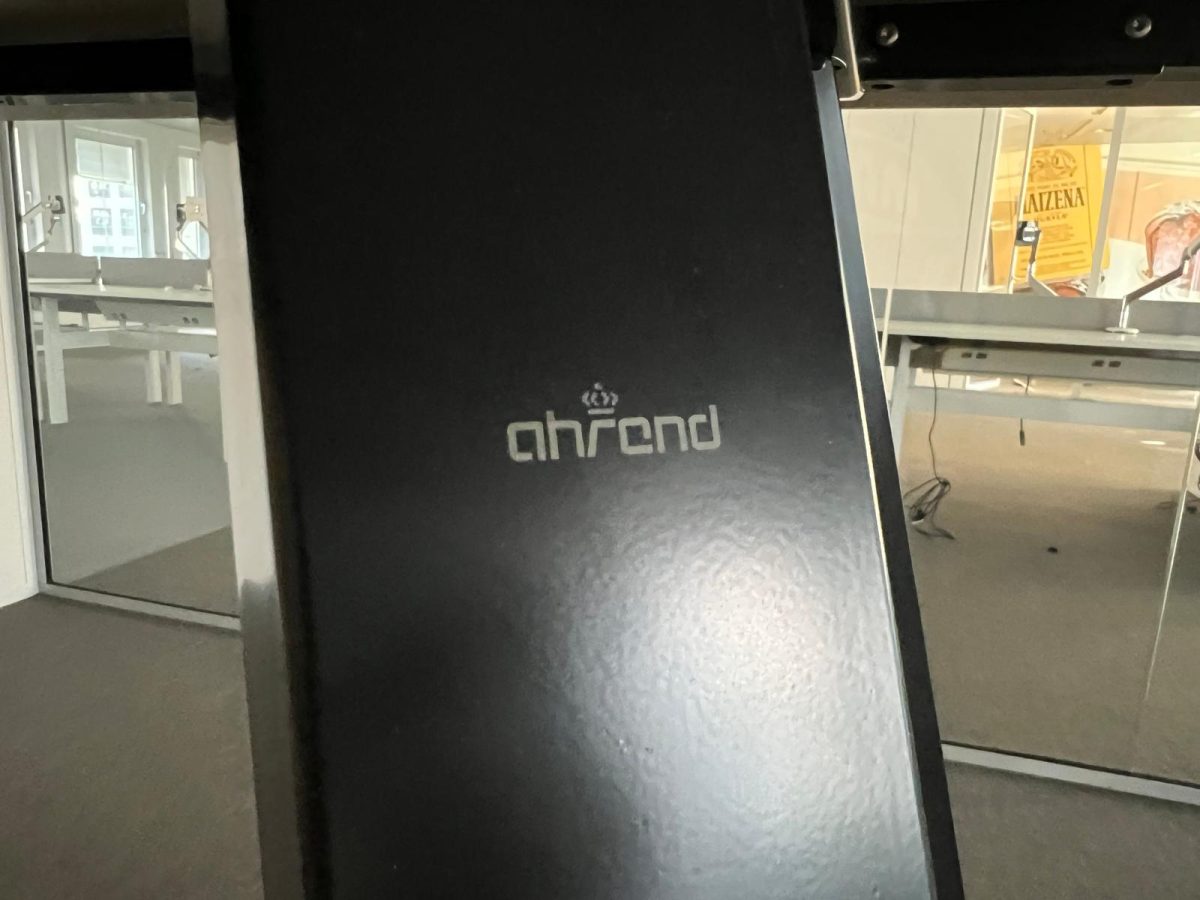 Ahrend - bar table / conference table with socket- 240x120xH111 cm, ST04075 - Image 6