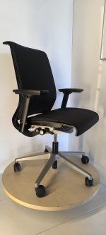 Steelcase Think V1 - Ergonomic chair with new fabric, ST04136 - Image 2