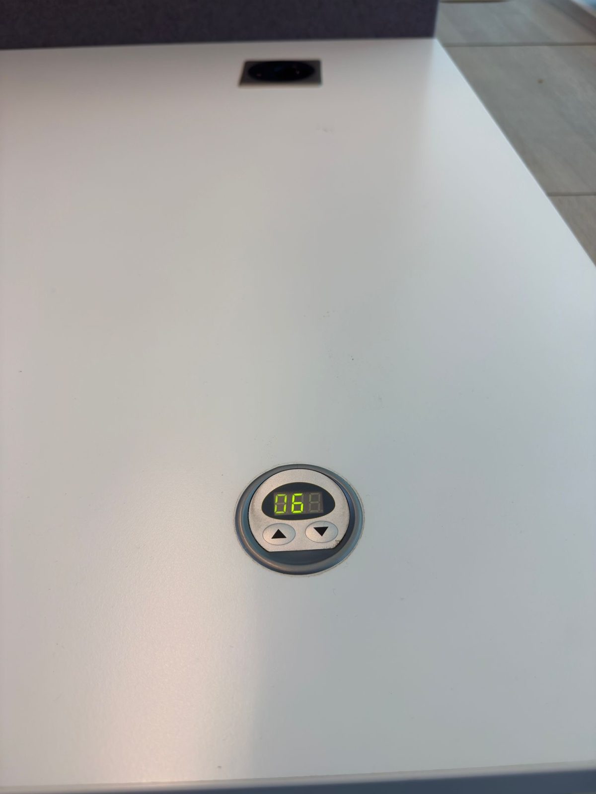 Vepa - Adjustable electric sit-sit duo-desk with cable management, socket, divider - 180x80xH64-89 cm, ST04156 - Image 15