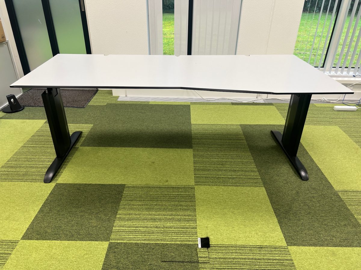 Lensvelt - Adjustable corner desk right with screw - 200x90/80xH62-82 cm, ST04190 - Image 3