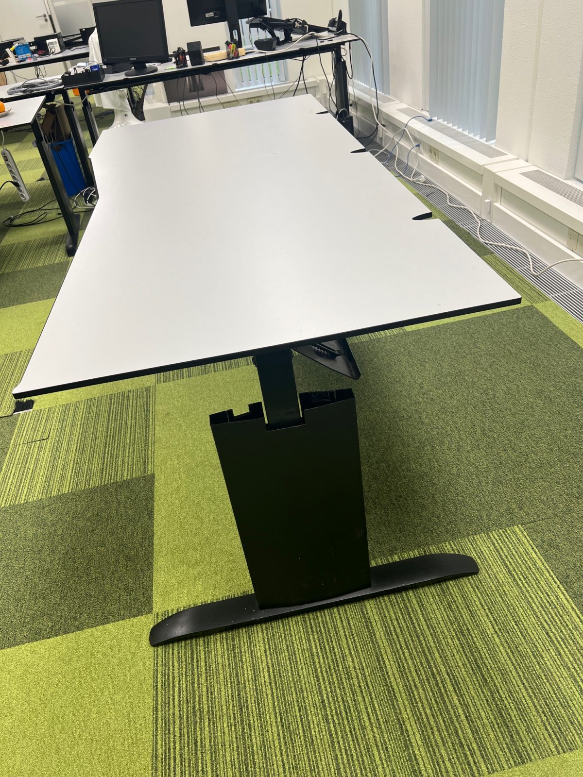 Lensvelt - Adjustable corner desk left with screw - 200x90/80xH62-82 cm, ST04189 - Image 2