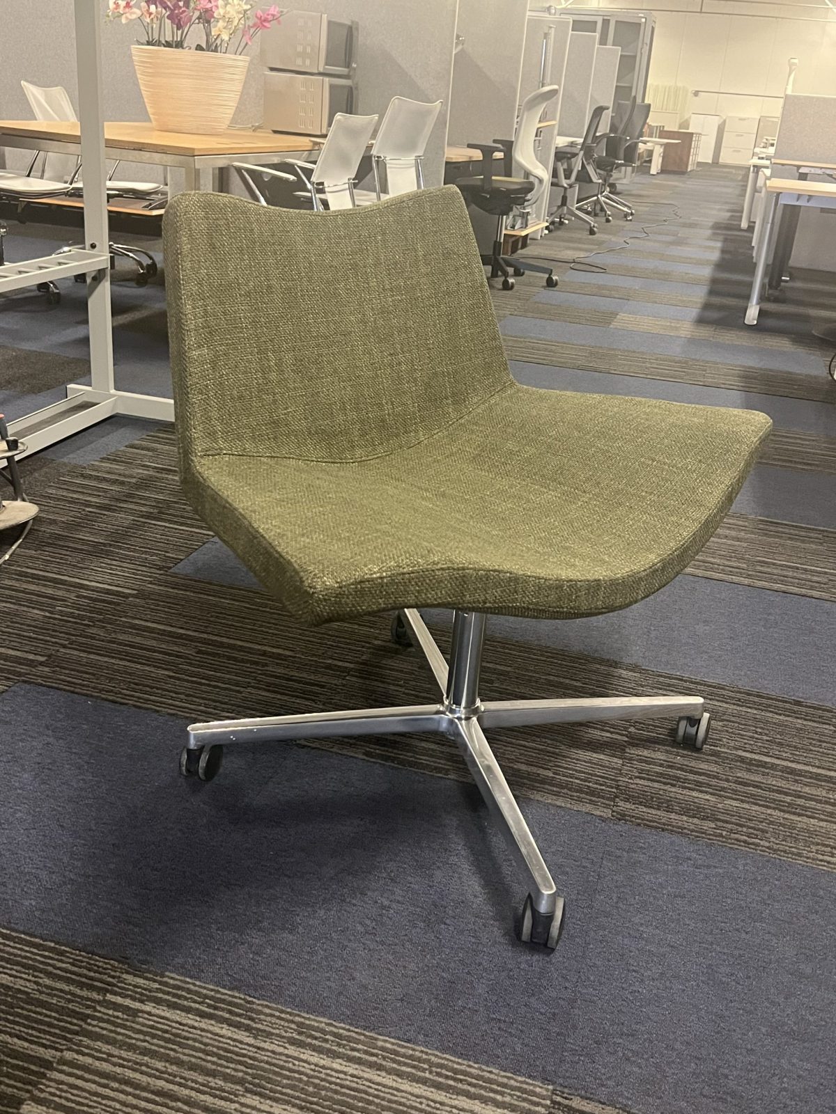 Refurbished Deberenn Hero Design Sessel - Armchair, ST04105 - Image 3