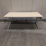 Adjustable desk with crank – 160x80xH62-92 cm, ST04029