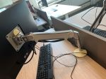 Ahrend - Adjustable Duo desk with crank with monitor arm, acoustic panel and socket - 160x80xH62-84 cm, ST04095 ( without monitor) - Image 8