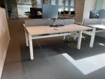 Ahrend - Adjustable Duo desk with crank with monitor arm, acoustic panel and socket - 160x80xH62-84 cm, ST04095 ( without monitor) - Image 7