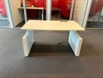 Ahrend - Adjustable desk with crank - 140x80xH62-84 cm, ST04096