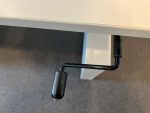 Ahrend - Adjustable desk with crank - 140x80xH62-84 cm, ST04096 - Image 9