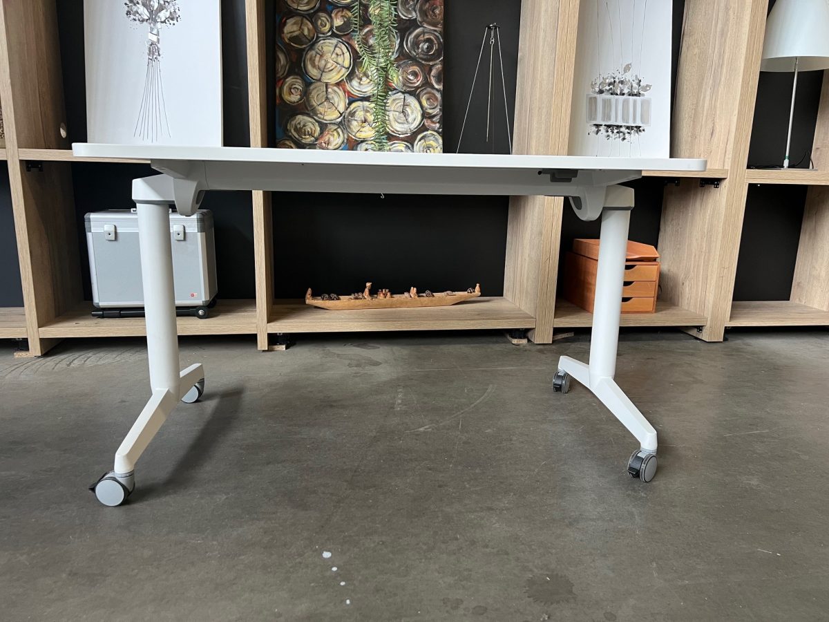 Steelcase - Folding Table 130x65xH75 cm, ST04241 - Image 3