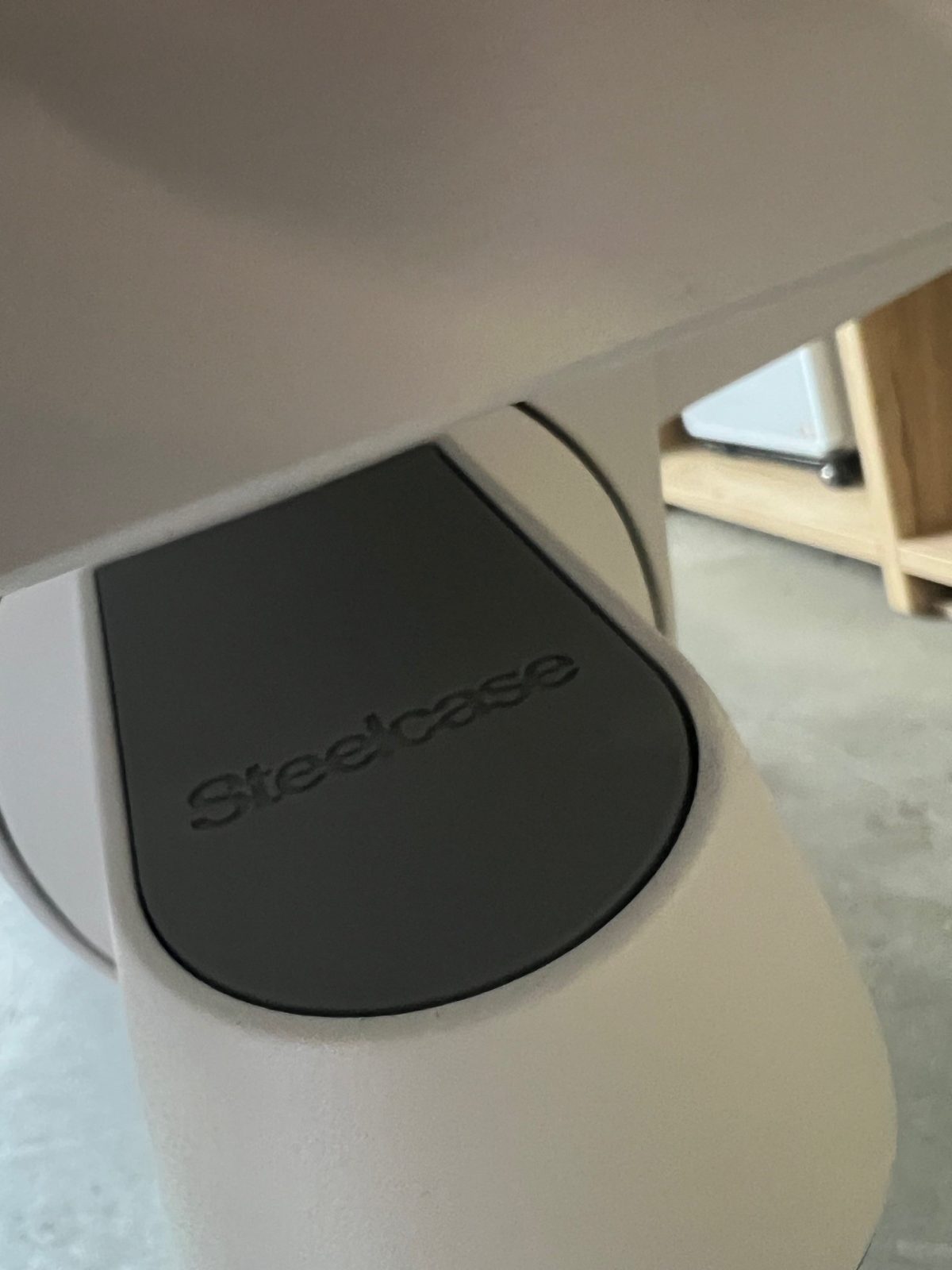 Steelcase - Folding Table 130x65xH75 cm, ST04241 - Image 4