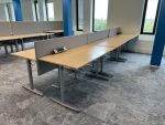 SET - 3 x Kinnarps – Electric adjustable Duo desk with clable management and divider – 180x90xH62-85 cm, ST04236 - Image 2